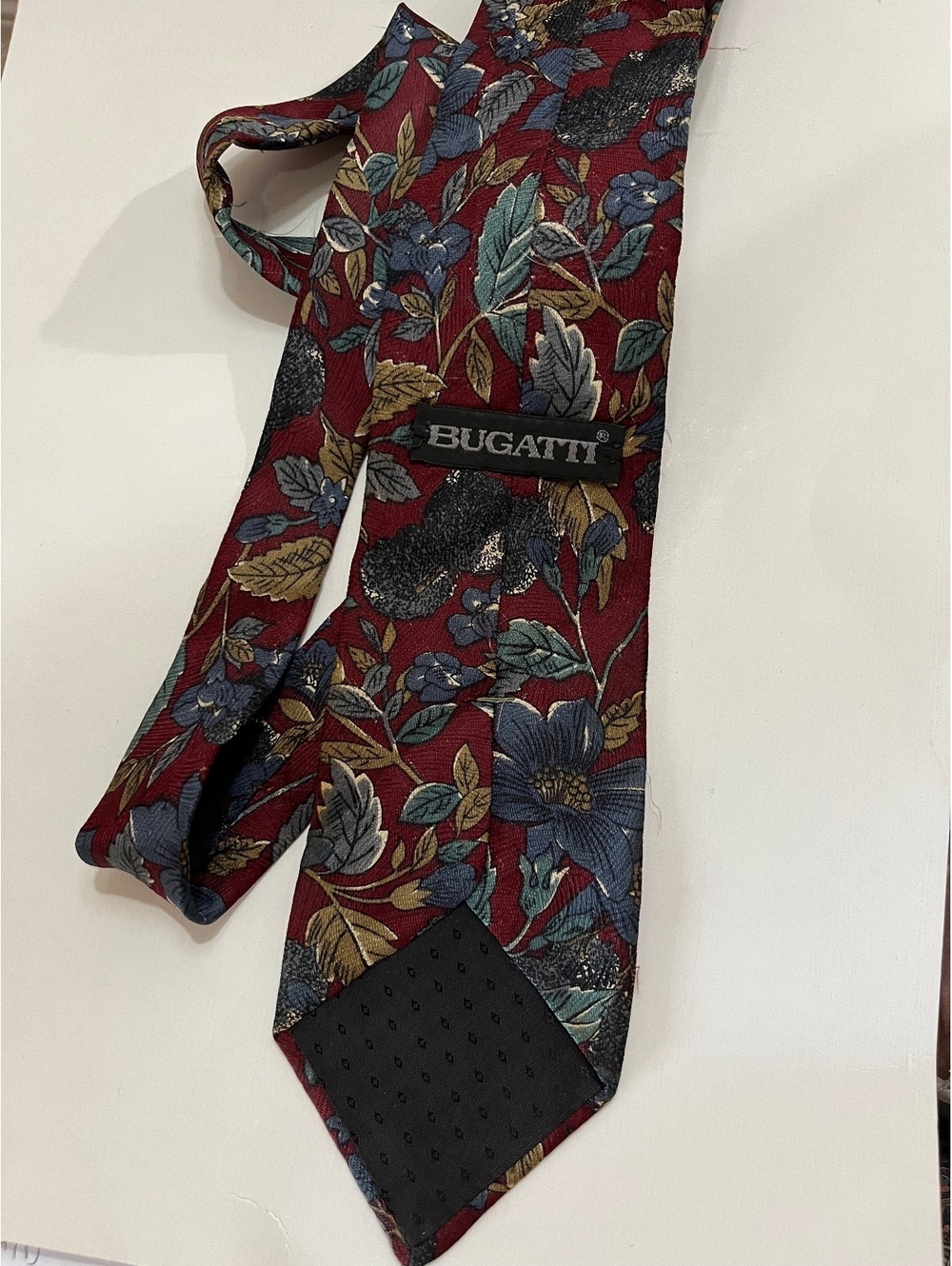 Bugatti necktie burgundy